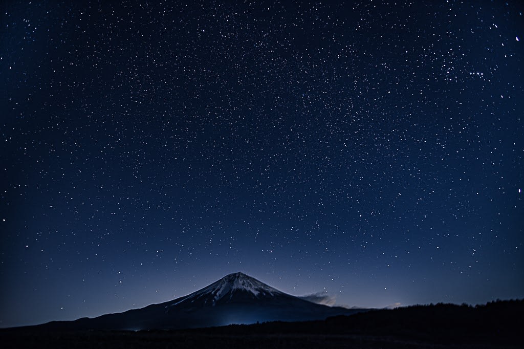 富士と冬の星空 ホタルの独り言 Part 2