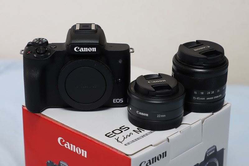 全国無料定番 Canon - EOS Kiss M・ダブルズームキット・ブラック 新品 ...