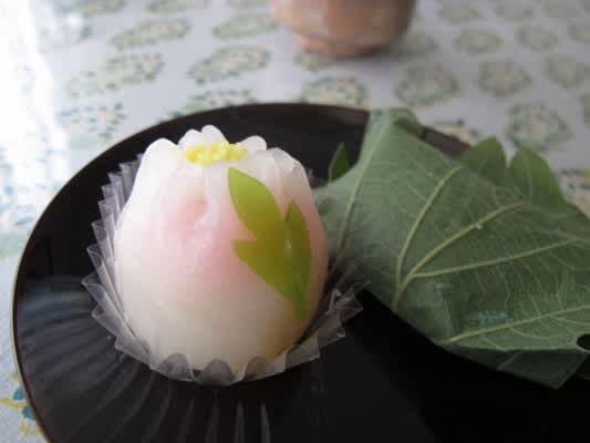 花も団子も 西村清月堂さん ふぁ むずの一歩 見えないものが見えてくる