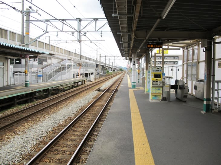 高島駅 山陽本線 観光列車から 日々利用の乗り物まで