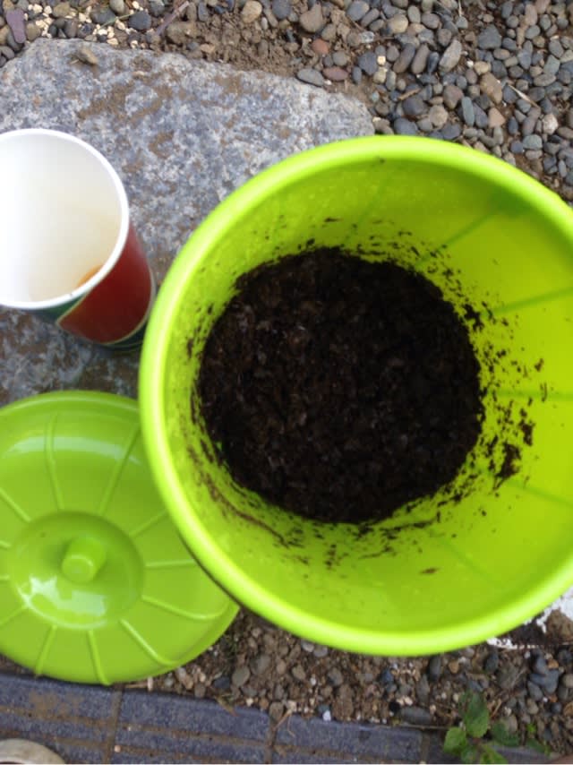 コーヒー かす 堆肥