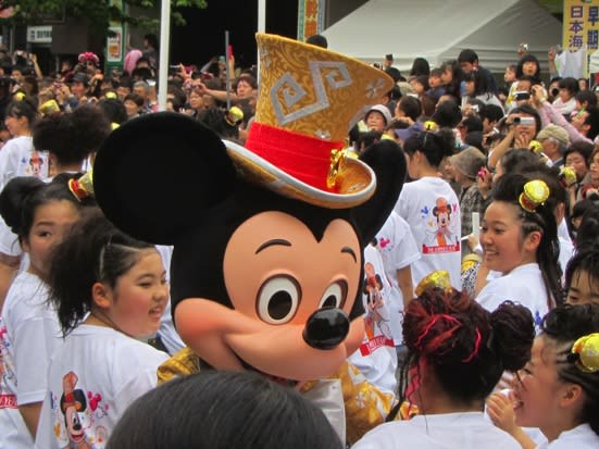 今年の酒田祭りは ディズニーとコラボ Neko です