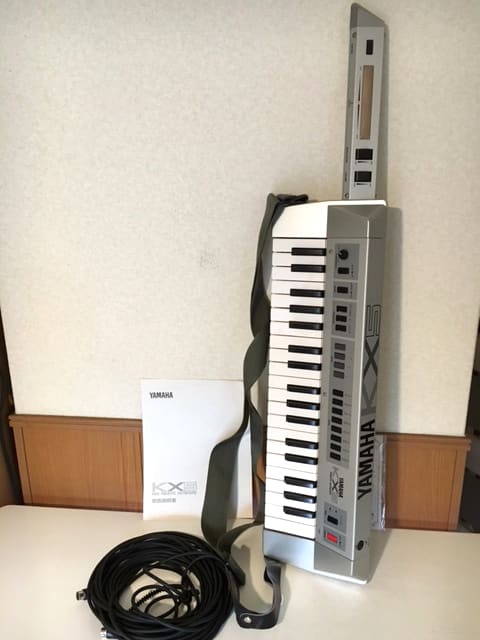 ヤフオク出品 YAMAHA KX5 MIDI マスター・ショルダー・キーボード 