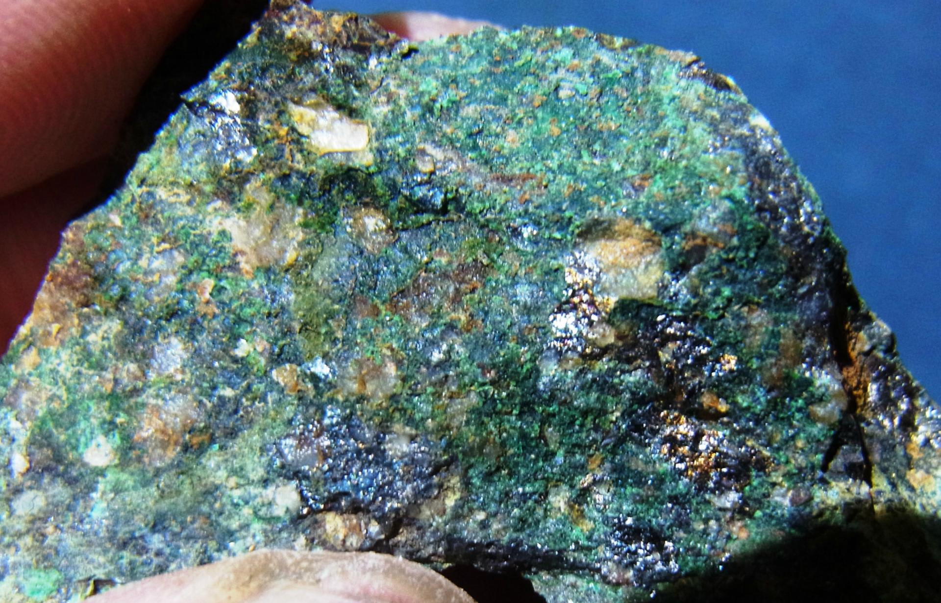 竜神鉱山(奈良県御所市)の銅鉱石ch356998 写真共有 goo blog「フォトチャンネル」