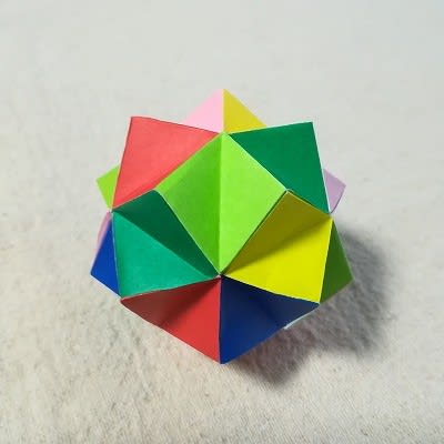 折り紙で くす玉24面体 と くす玉60面体 を折って 編んで みました 日だまりのエクセルと蝉しぐれ