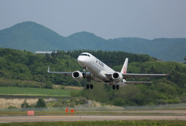 函館空港 18 6 6 ケロの飛行機撮影日記