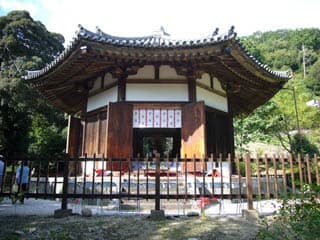 榮山寺八角円堂の写真