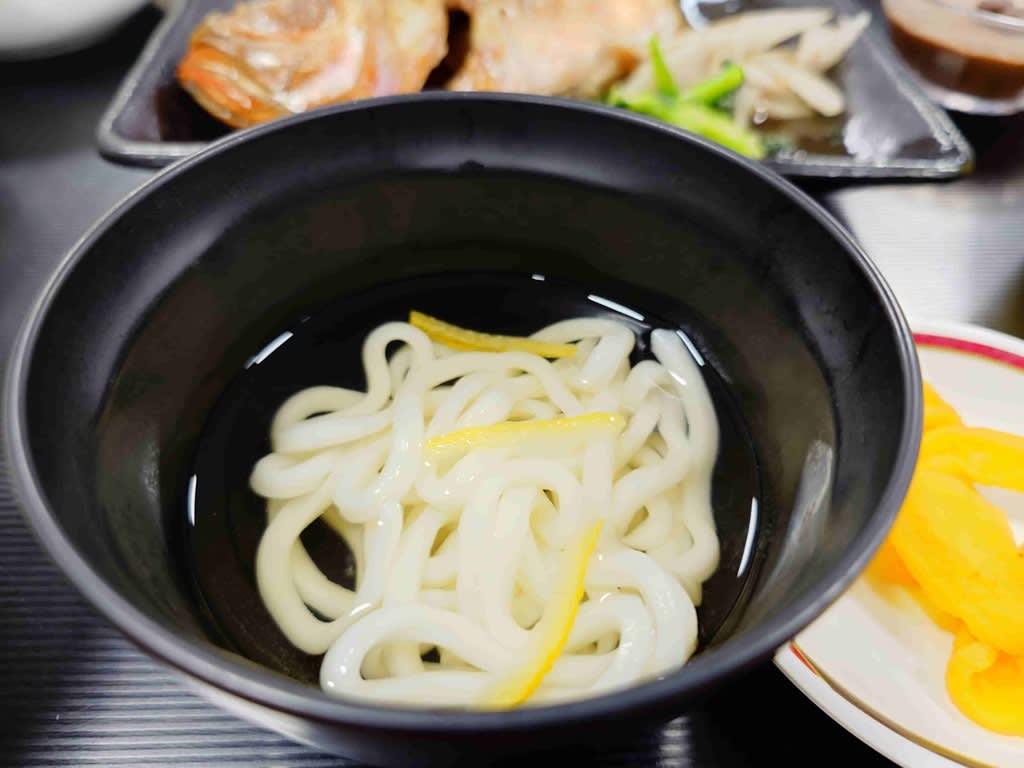 うどん(すましだしゆず風味)