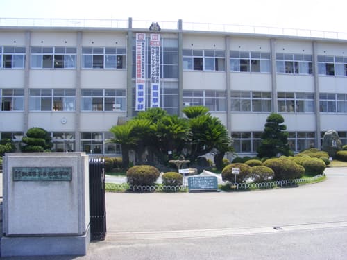 新居浜工業高等学校
