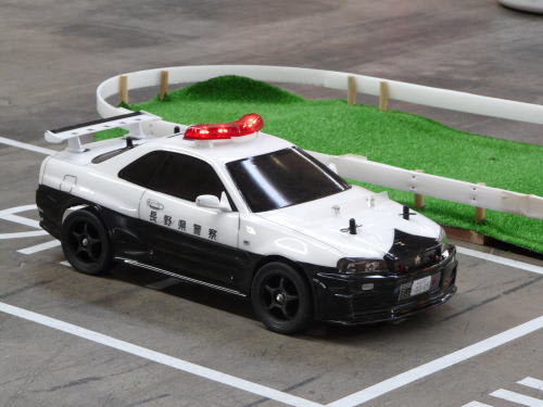 ラジコンサーキット ガレージ・グリッド