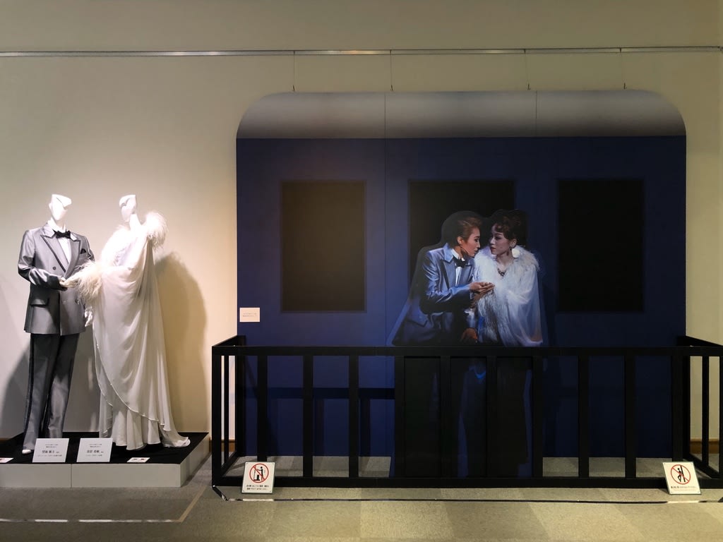 殿堂 柴田侑宏展 琥珀色の雨にぬれて 日曜絵かきの散歩道 doucement doucement 殿堂 柴田侑宏展 琥珀色の雨にぬれて 日曜絵かきの散歩道 doucement doucement