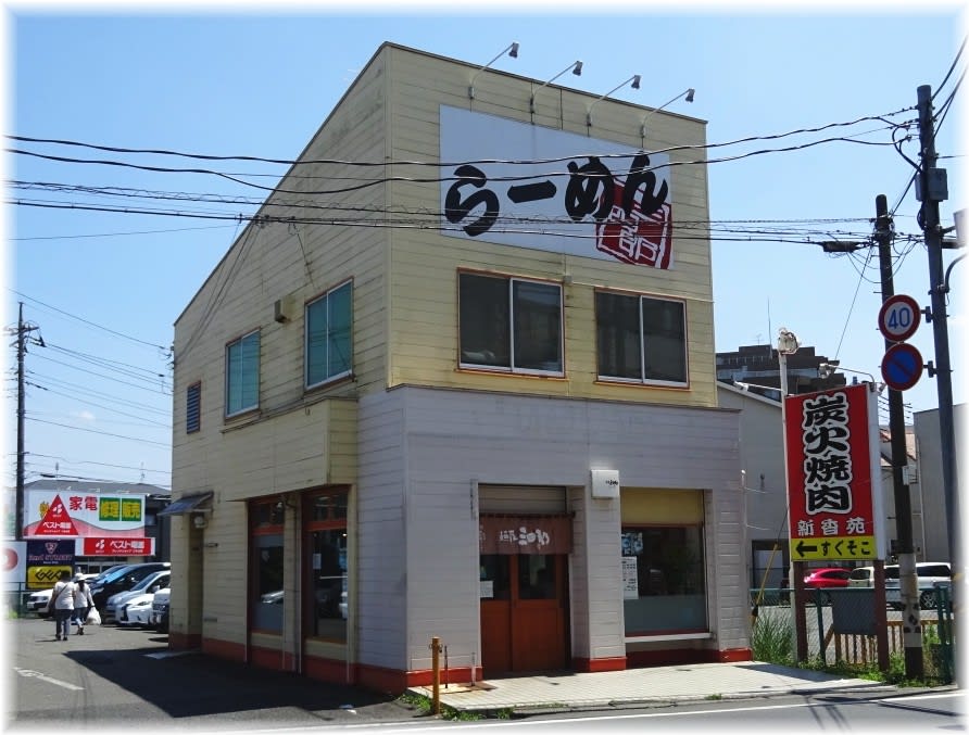 麺屋三四郎 外観