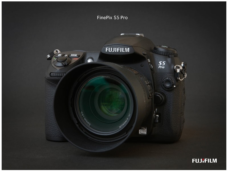 Fujifilm FinePix S5 Pro（付属品多数）