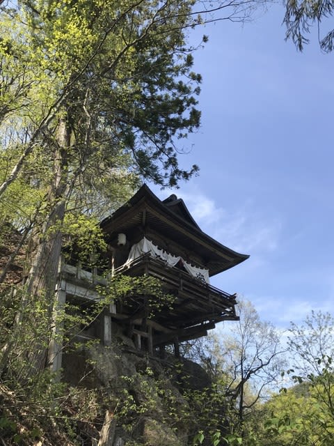 懸崖づくりのブランド薬師 八櫛神社 の例大祭が行われました 林檎ダイアリー 懸崖づくりのブランド薬師 八櫛神社 の例大祭が行われました 林檎ダイアリー