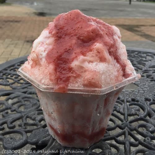 苺氷に手作り練乳 苺シロップ 道の駅いちごの里よしみの絶品かき氷 吉見町 レンレンのひとりごと