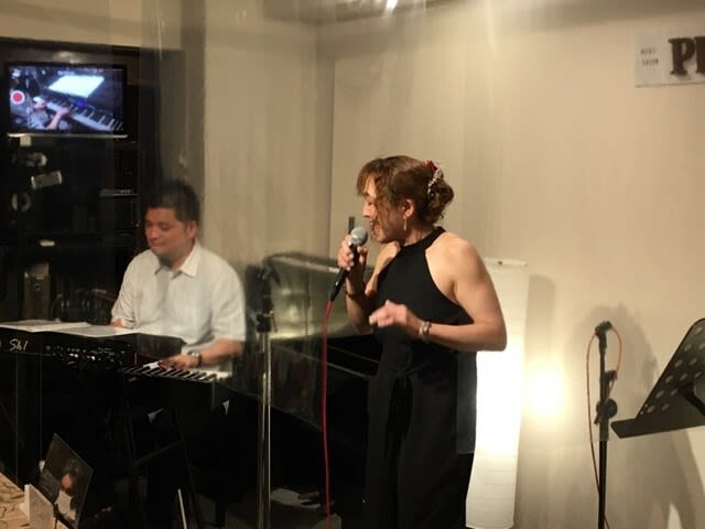 ６月26日 土 の夜は 佐藤美佳 Vo さんのライブでした ミュージック サロン ｐｉａｎｉｔｙからのお知らせ