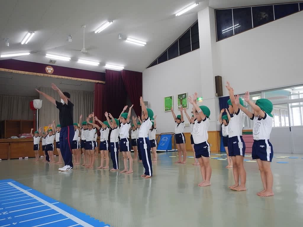 早くも梅雨入り・・・ - せんせいあそぼ