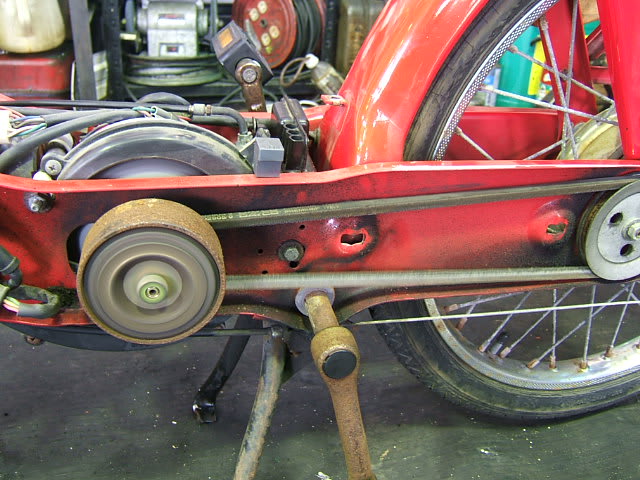 Ciao-P 遠心クラッチの点検・整備 - Vespa Garage MIKURIYA'S BLOG Ciao-P 遠心クラッチの点検・整備 - Vespa Garage MIKURIYA'S BLOG