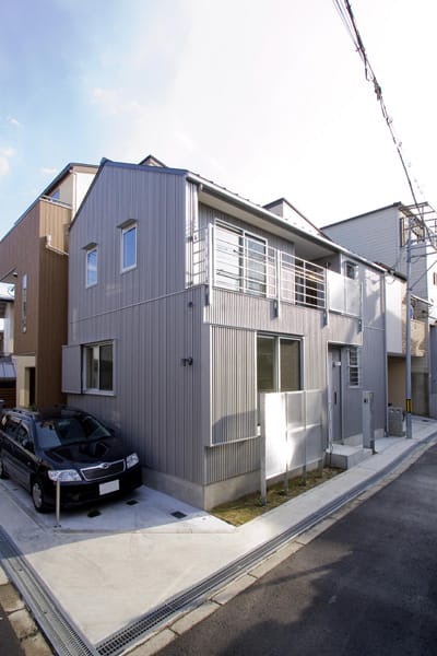 西淀川の家2 施工例写真 By Shinichi Watanabe 輝建設 2代目日記 Je Dois Etudier 西淀川の家2 施工例写真 By Shinichi Watanabe 輝建設 2代目日記 Je Dois Etudier