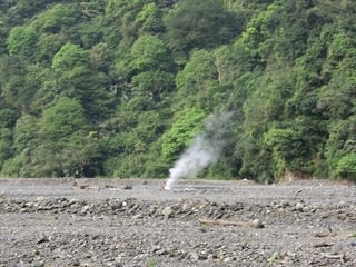 清水地熱の野湯 温泉逍遥