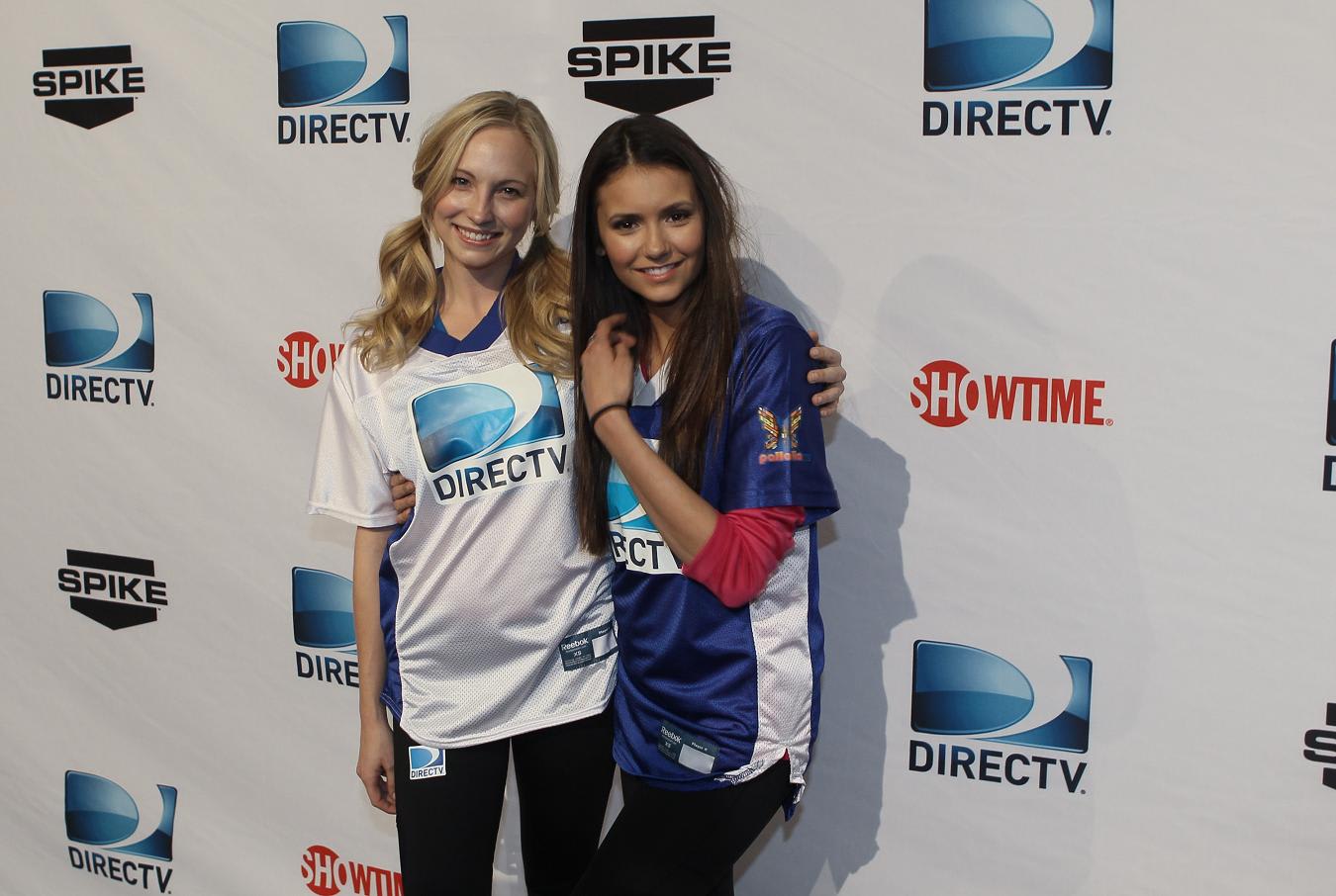 Nina Dobrev And Candice Accola Directv S Celebrity Beach Bowl 04 Feb 12 Favorite Celebrity Pictures