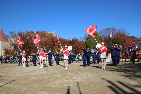 大阪府警察音楽隊演奏・大阪府警察カラーガード隊演技