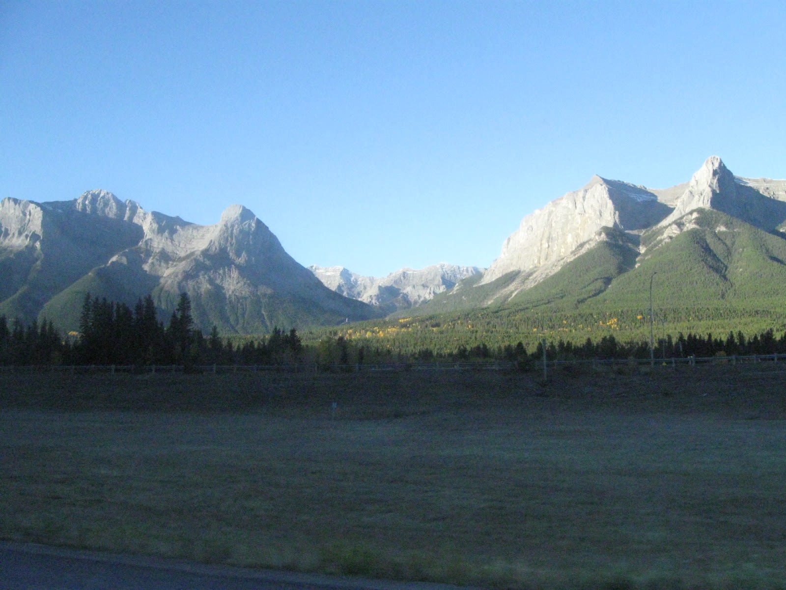 カナダ アシニポインハイキング のブログ記事一覧 中高年の山旅三昧 その２