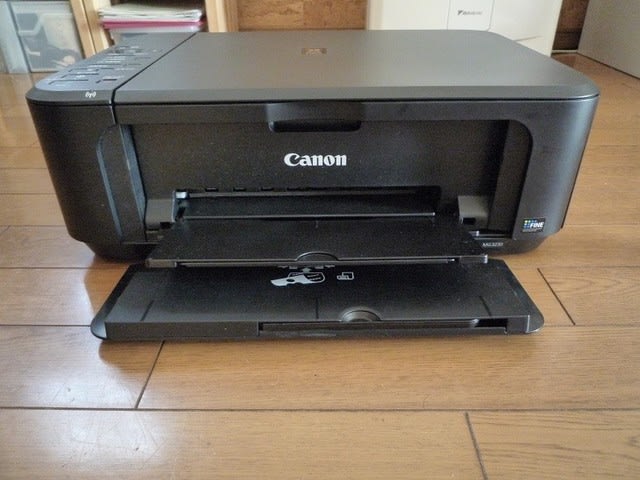 プリンター Canon Mg30 に 大量の紙が詰まってしまった 私のpc自作部屋