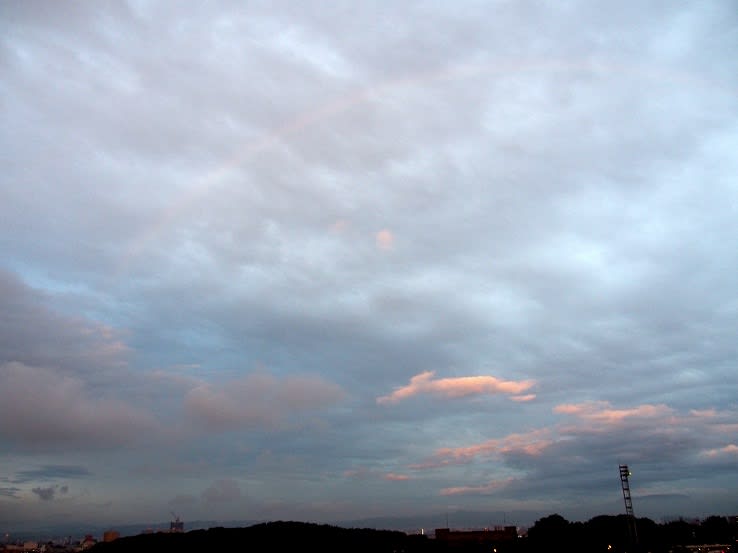 雨上がりの不思議で綺麗な 曇り空 By 空倶楽部 ぼくのそらくらぶ いつでも 好きな時に