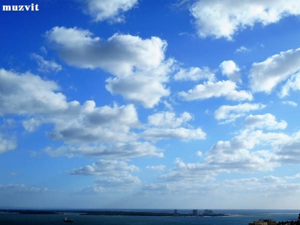 158 空と雲と風景画 武本比登志の端布画布 はぎれキャンヴァス