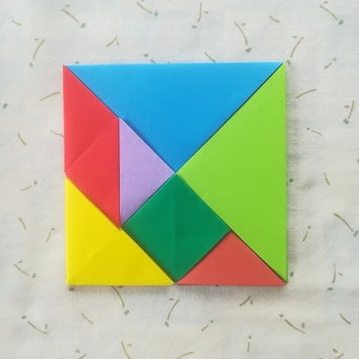 楽しいタングラム パズル ７色の折り紙で カメラバーバのゆっくりwalk