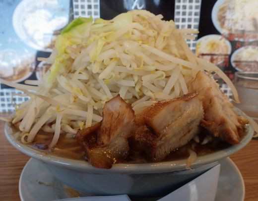 らぁめん伊山 伊東市 Fo 大盛 野菜まし Humdrum らぁめん伊山 伊東市 Fo 大盛 野菜まし Humdrum