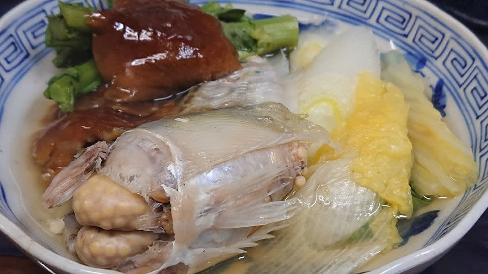 秋田沖 ハタハタ いよいよ我々にも頂くことが出来る価格になって来ました 料亭稲穂の角館物語