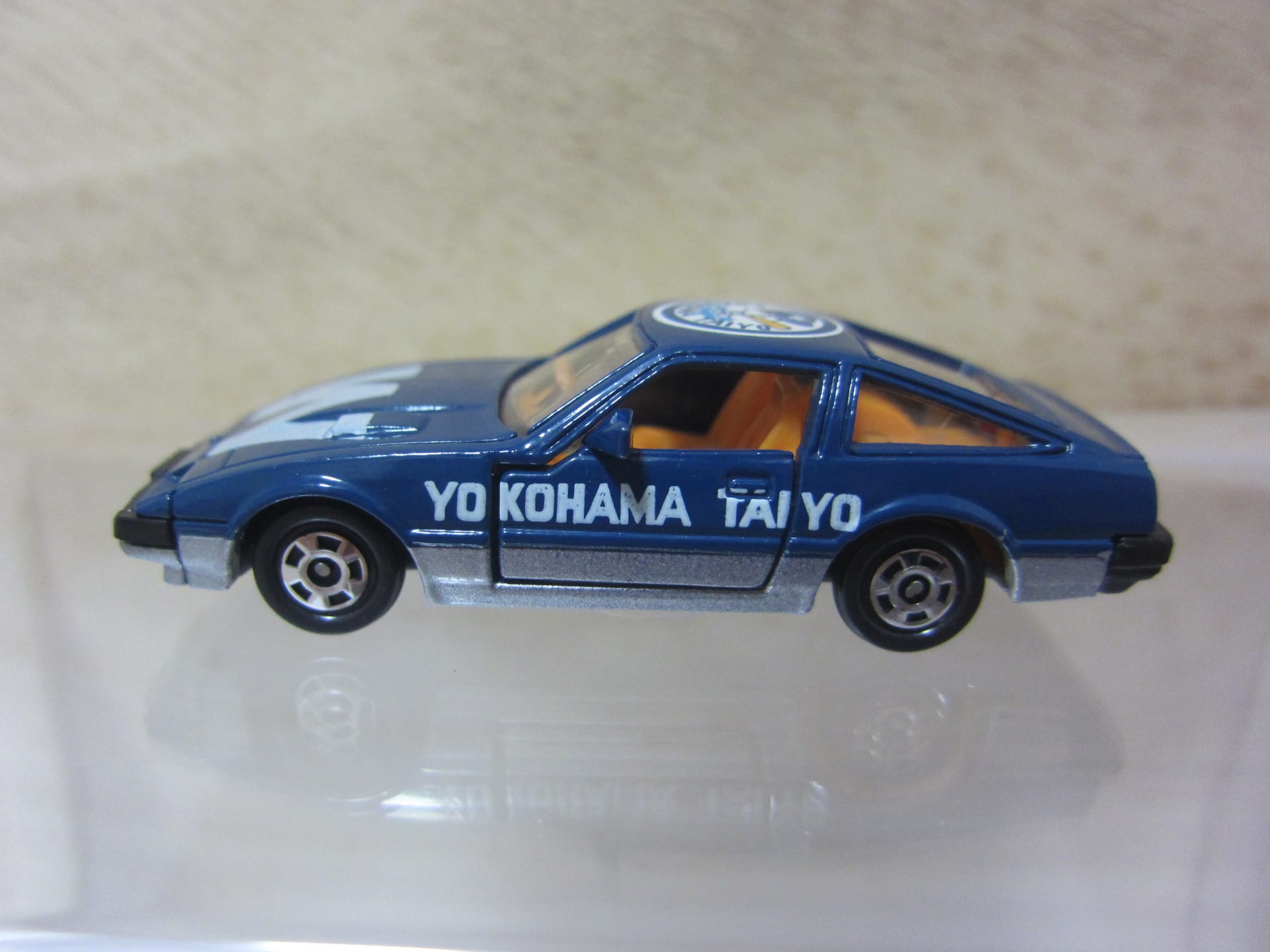 トミカ 15-4-X シリーズ 「日産 フェアレディZ ３００ZX HZ31」 1984年 