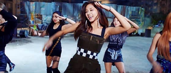 Twice z Music Videoっ もちゃもちゃ堂気紛れ本舗