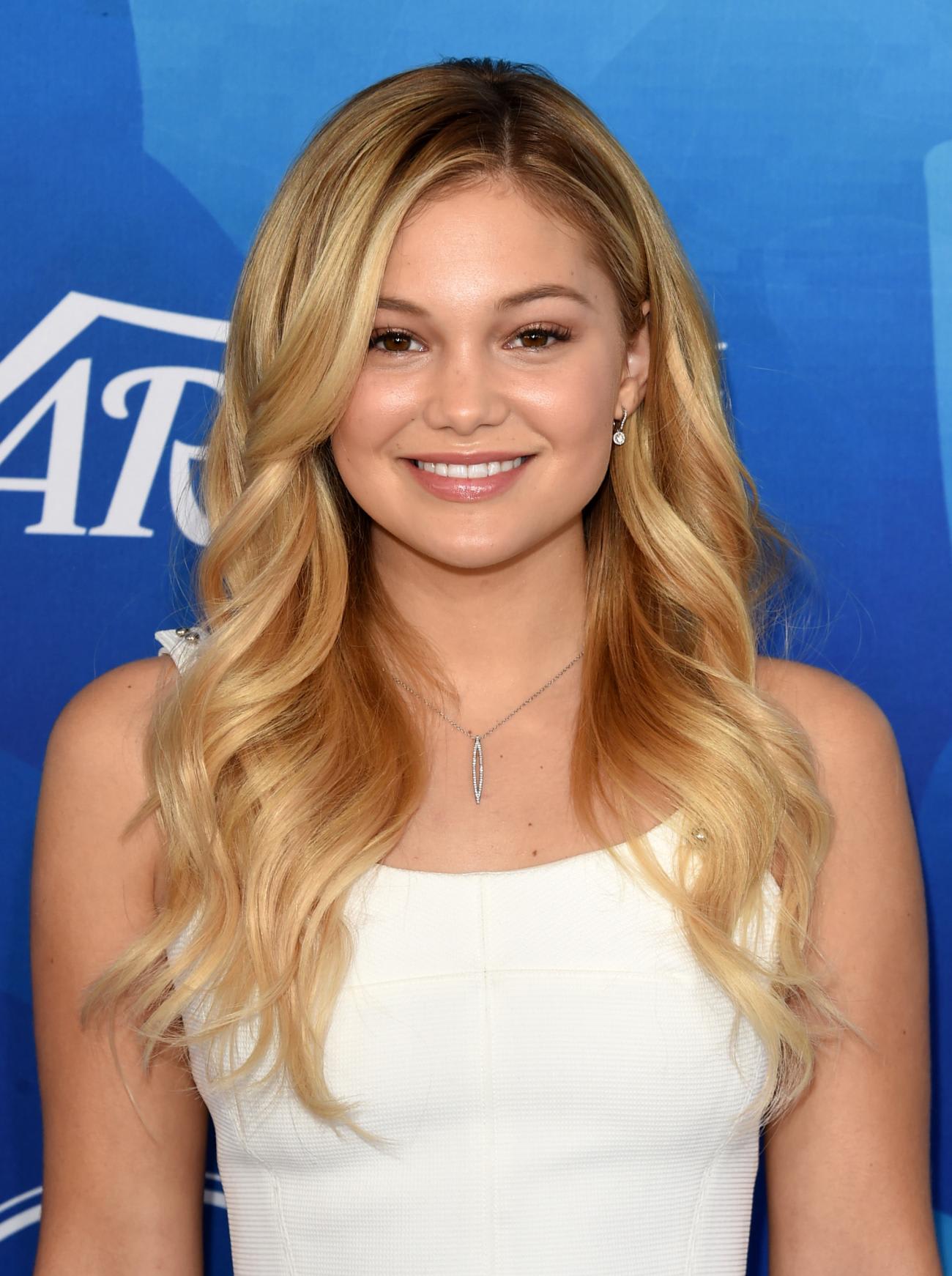 Olivia Holt Wwd And Variety S Stylemakers Event November 19 15 Favorite Celebrity Pictures
