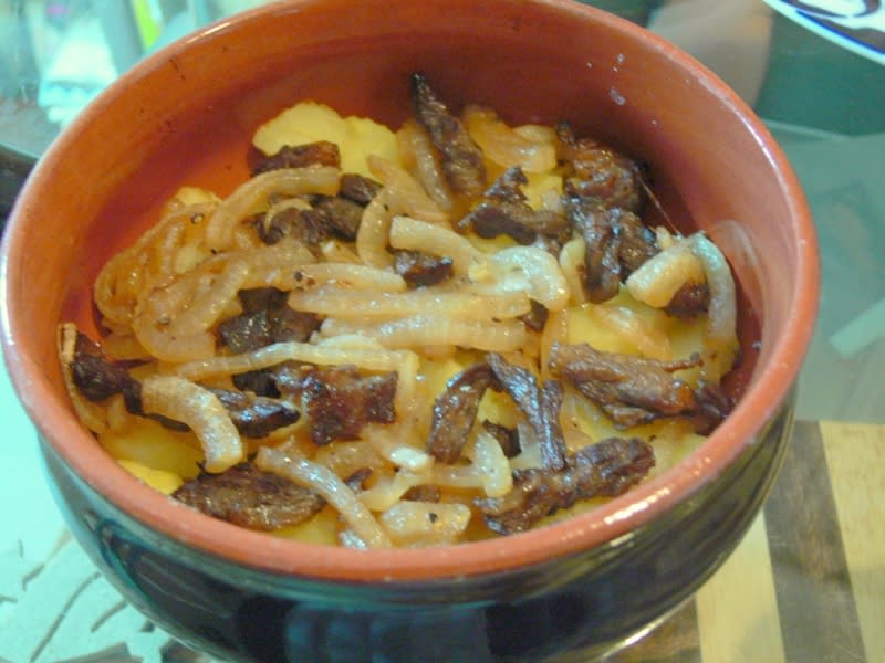 ジャガイモ牛肉グラタン