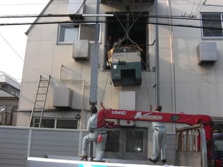 機械搬入②