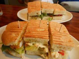 本格フォカッチャのパニーニは具材も本格 てるてるぼーずのひとりごと