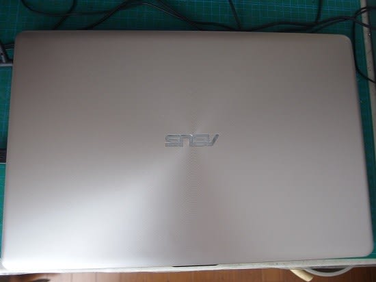 ASUS Vivo Book F542U