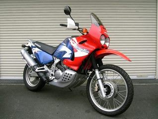 XRV750 UPフェンダー仕様！ - Rider's Land YOYO ショップ通信