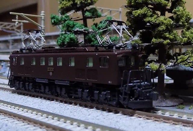 ＫＡＴＯとＴＯＭＩＸの旧型直流電気機関車からＥＦ１５形貨物用機関車 