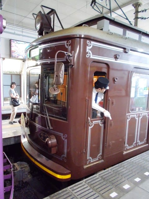 京福電気鉄道モボ21形電車 - 観光列車から！ 日々利用の乗り物まで