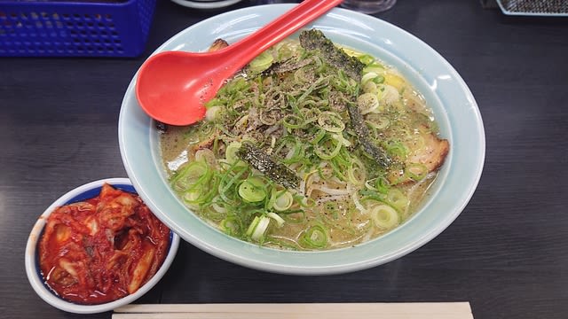 気合のラーメン「つぼ」！！「塩バターラーメン」！！ - 自転車屋男 ２