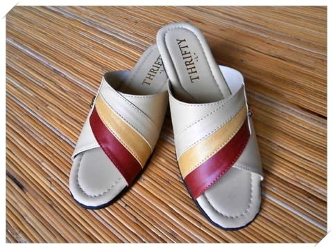 おばさんサンダルとミュール けけのモフモフ三昧