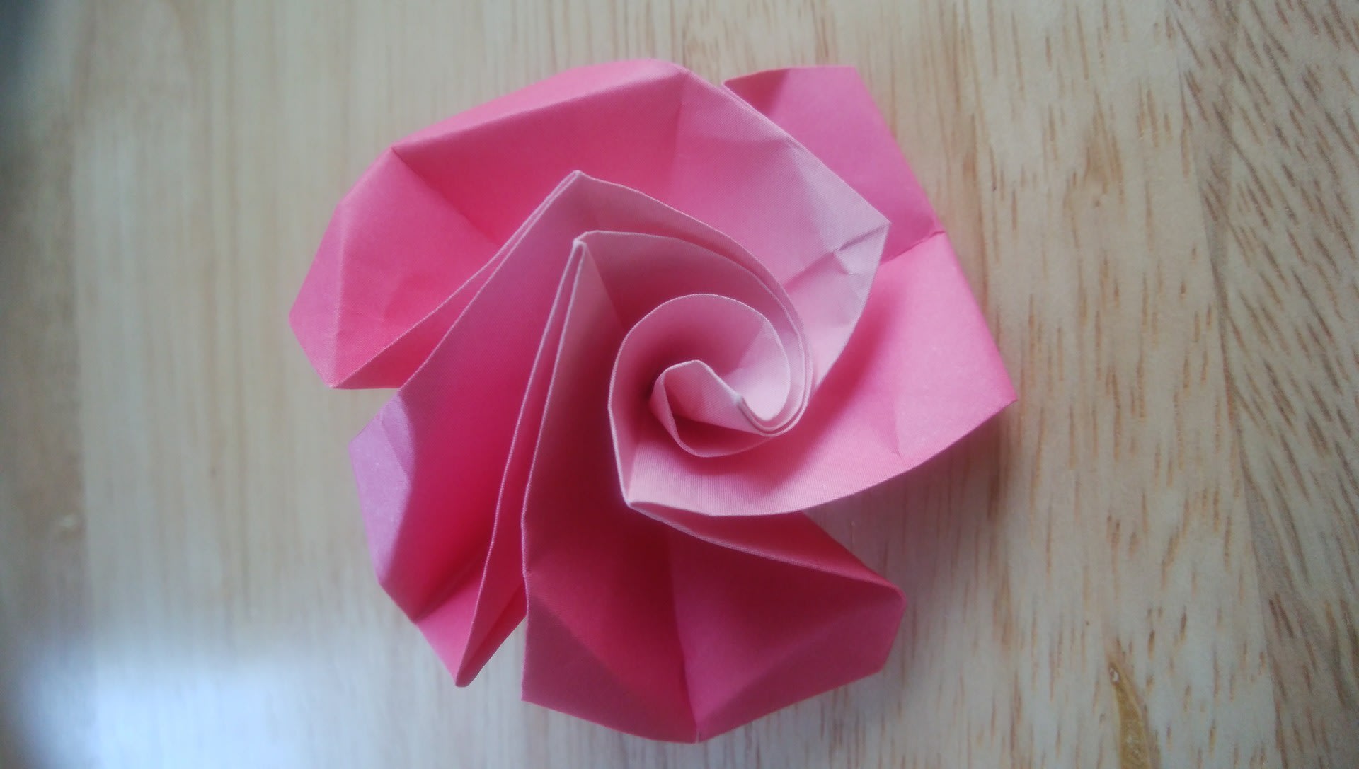 折り紙で作るバラ Sallyの日常