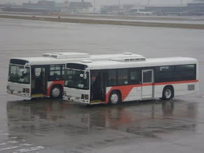 07年3月九州の旅 その2 ボンバルq400に乗る 新 八草きよぴ Kiyop 非公式モリゾー愛ブログだトン 07年3月九州の旅 その2 ボンバルq400に乗る 新 八草きよぴ Kiyop 非公式モリゾー愛ブログだトン