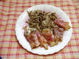 えのきとまいたけのベーコン巻き Be Happy えのきとまいたけのベーコン巻き Be Happy