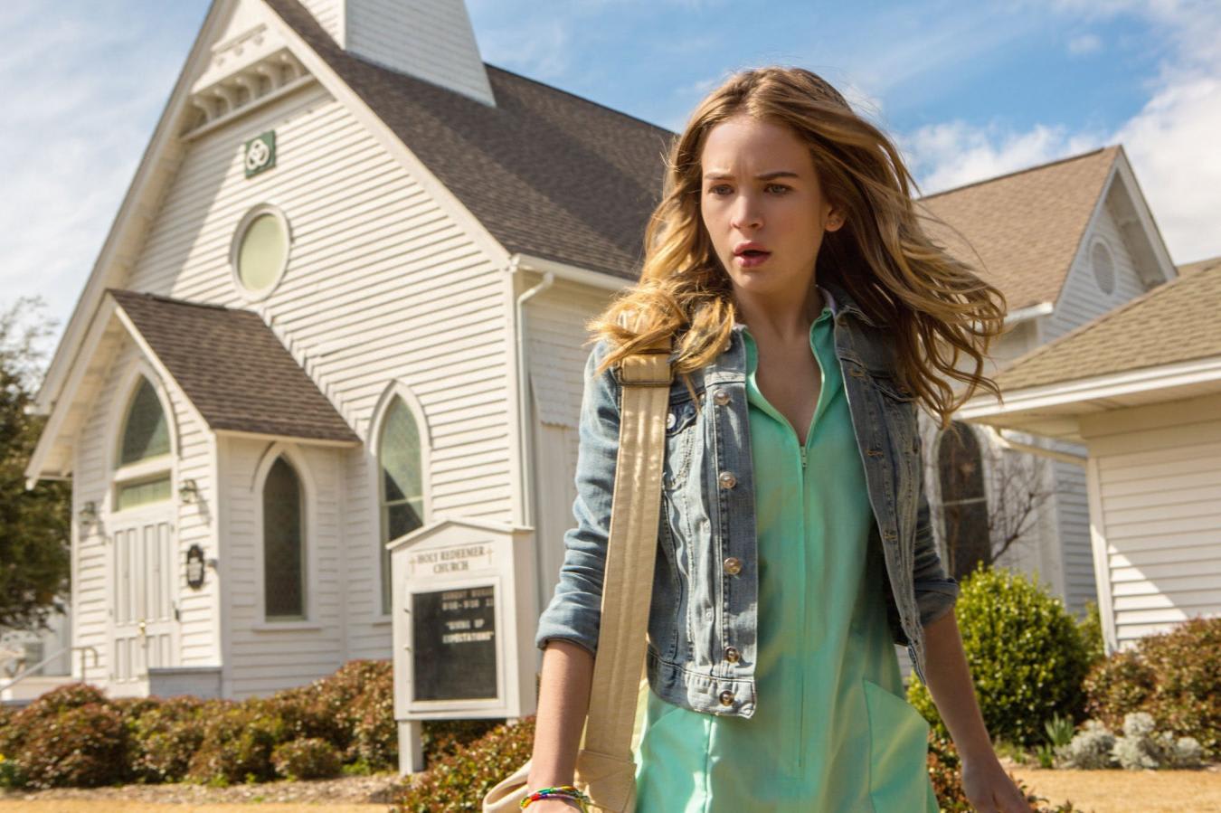 Britt Robertson Under The Dome Season One Stills Favorite Celebrity Pictures Britt Robertson Under The Dome Season One Stills Favorite Celebrity Pictures