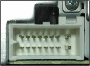 crarion DMZ635AL コネクターピン配列
